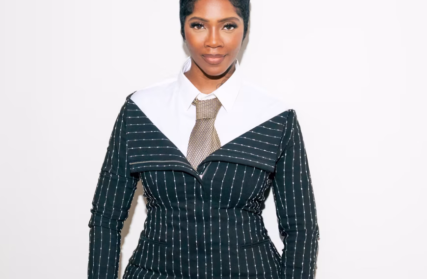 tiwa savage image by deven sukhdeo scaled converted